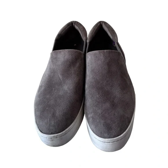 Vince Warren Nubuck Sneaker - Picture 1 of 7